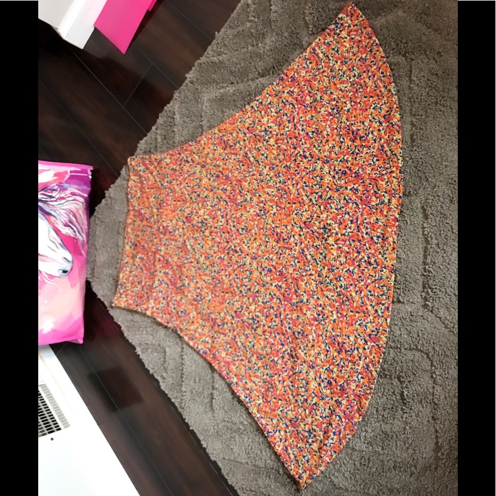 Buy 2 get 1 ♥️ NWOT LuLaRoe Azure Skirt
